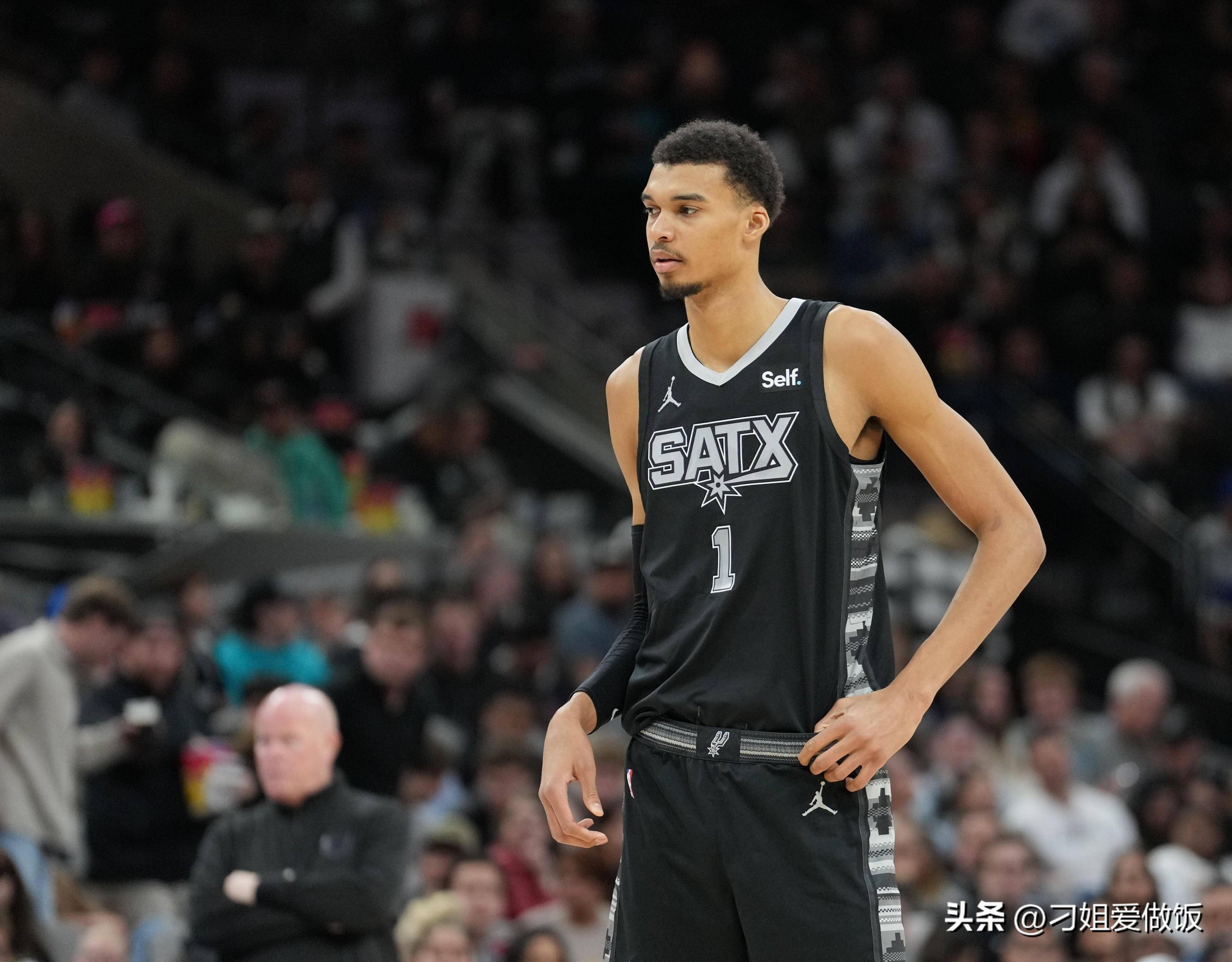 多纳鲁马：曼奇尼和巴洛特利都推荐我来，他们让我更坚定选择（多纳鲁马：曼奇尼与巴洛特利力荐我加盟，更坚定了我的选择）