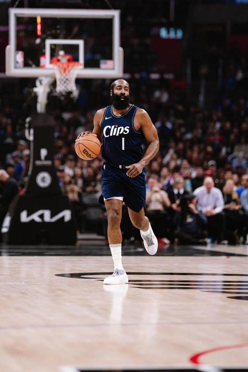 于根伟：若不是系统问题，收官战主场球票可能五六分钟就售罄（于根伟：若无系统故障，收官战主场门票或五六分钟售罄）