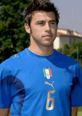 射手榜发生变化，他升至前五（射手榜洗牌，他跻身前五）