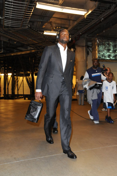 半场：多特0-0汉堡，双方共1次射正，卡帕尔多头球中框（半场战报：多特0-0汉堡，双方仅1次射正，卡帕尔多头球中柱）