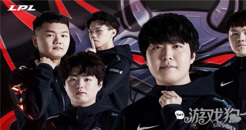 和世界人民 和世界人民